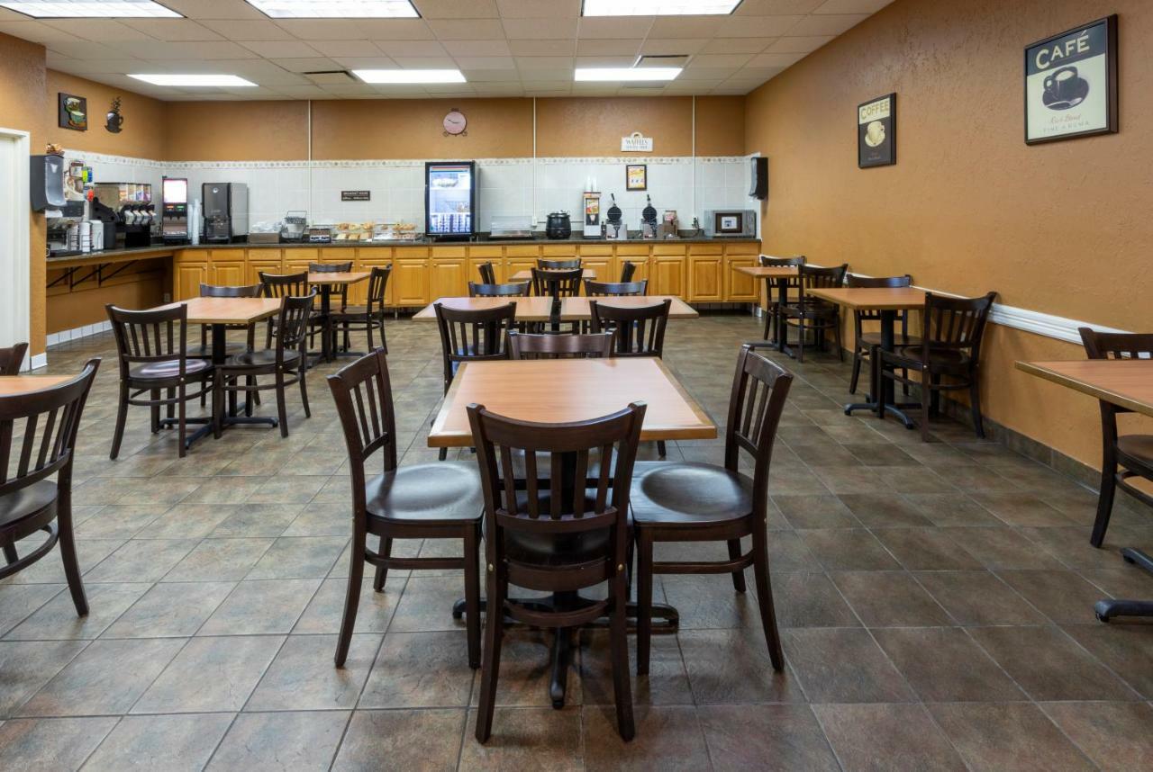 Med City Inn & Suites Rochester Mayo Clinic Area Екстер'єр фото